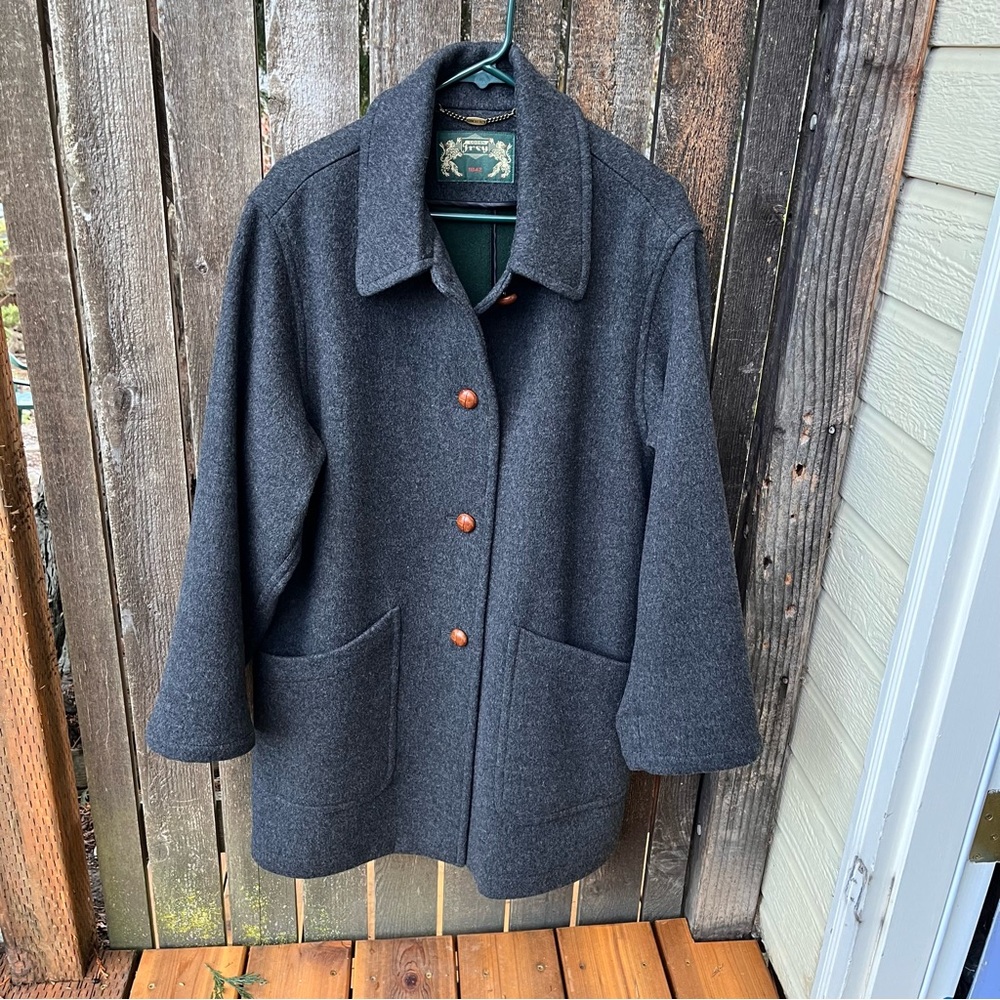 Lodenfrey 100% Virgin Wool Overcoat In Charcoal Gray With Hunter Green Accents